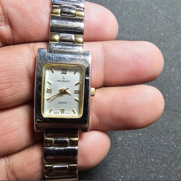 Peugeot 758 Ladies Quartz Watch Tank Style Silver Gold Tone Roman Dial Working - Picture 1 of 9